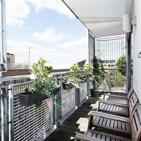 Stylish 2 Bedroom Flat With Balcony In London Luaran gambar