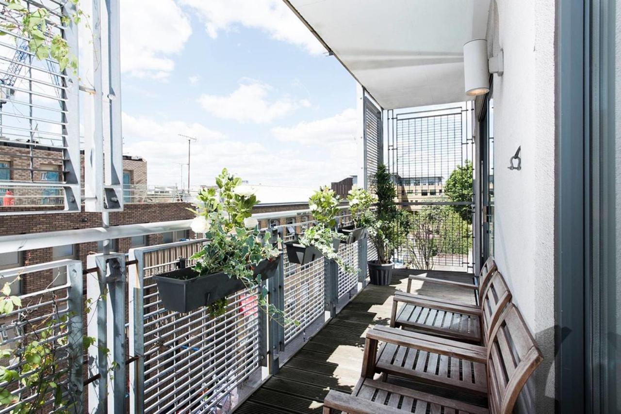 Stylish 2 Bedroom Flat With Balcony In London Luaran gambar