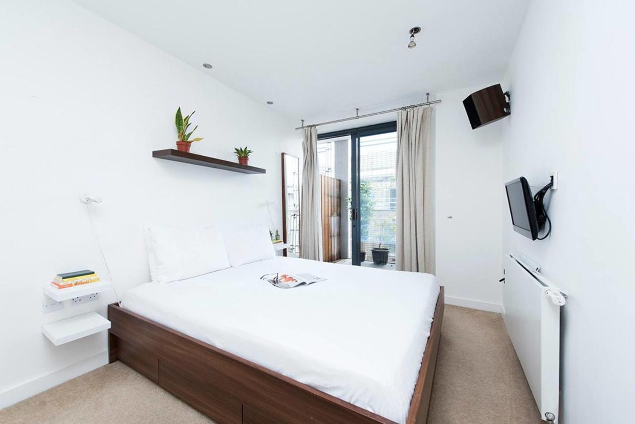 Stylish 2 Bedroom Flat With Balcony In London Luaran gambar