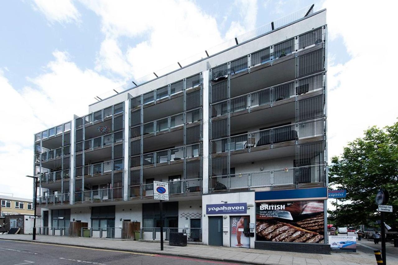 Stylish 2 Bedroom Flat With Balcony In London Luaran gambar