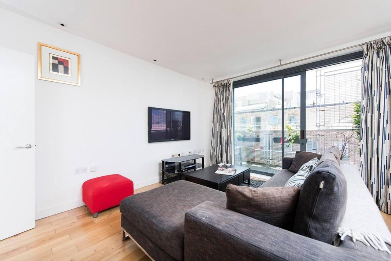 Stylish 2 Bedroom Flat With Balcony In London Luaran gambar